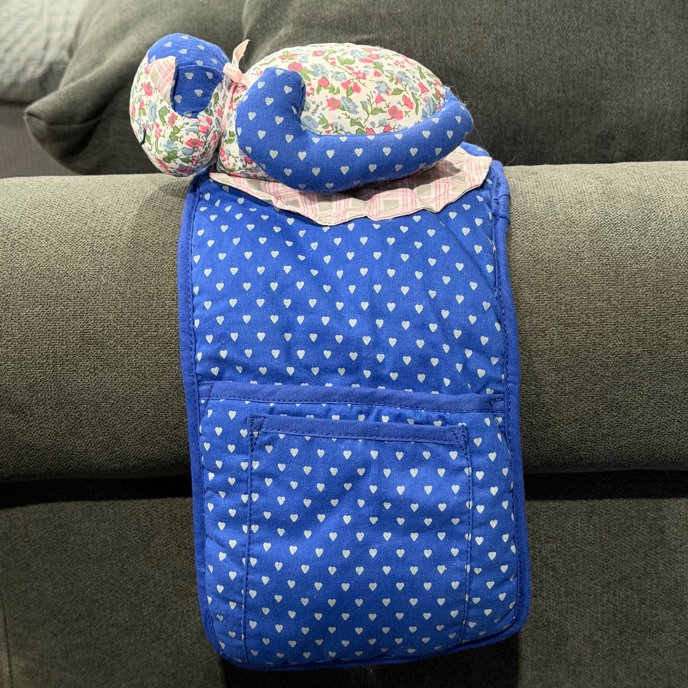 Vintage Avon Kitty Kaddy Blue Heart Quilted Remote Control TV Guide Holder Cat